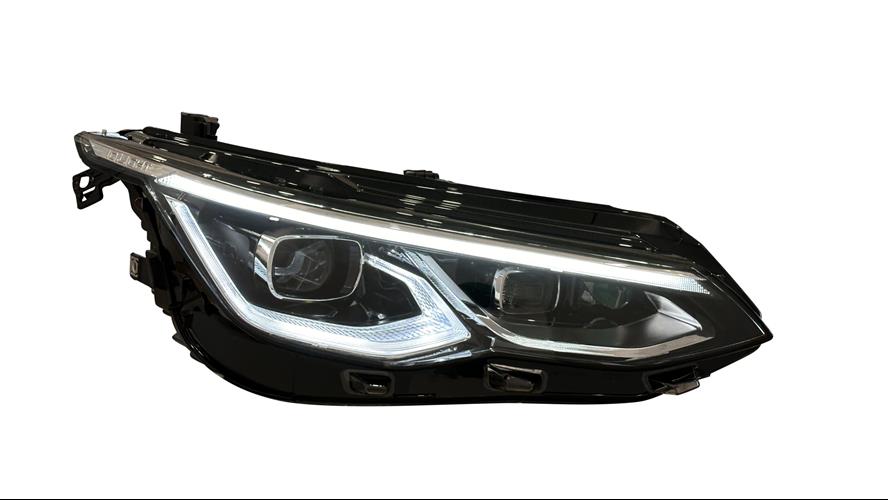 Golf 8 Led Far